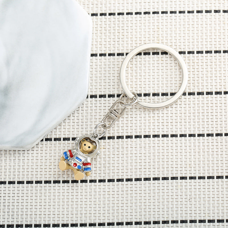 Wholesale Zinc Alloy Bear Astronaut Keychain